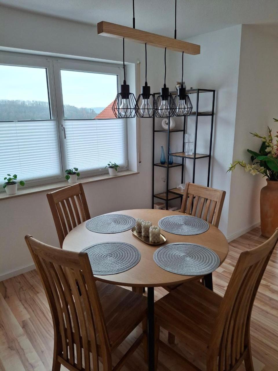 Schoene Wohnung Mit Balkon Stockach Exterior foto